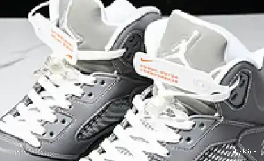 136027-005 Grey' Jordan 5 Retro 'Wolf 0511